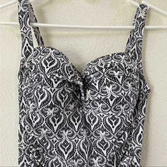 Bondeye Australia patterned black and white one piece ruched swimsuit - Picture 2 of 11